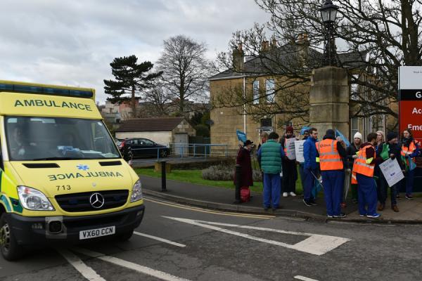 Caterers and Cleaners to strike at South London Hospitals